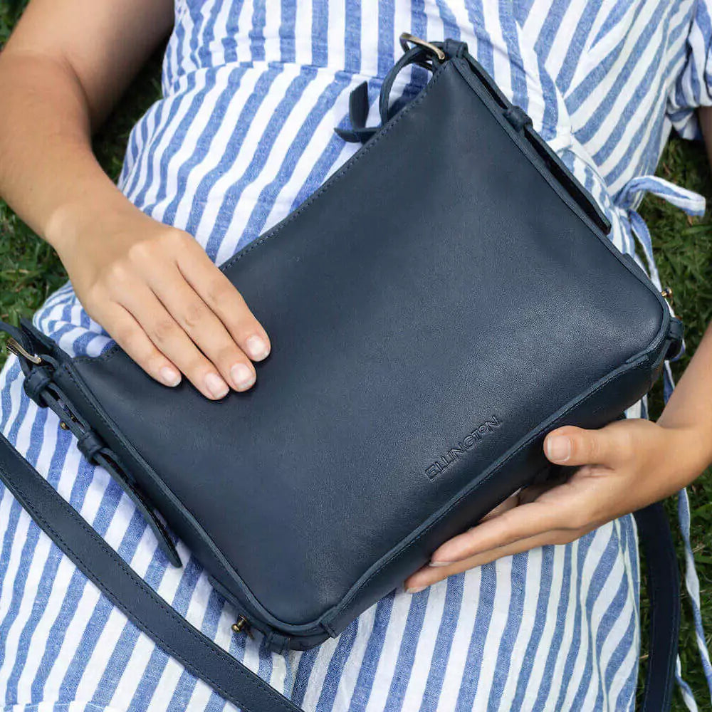 Ellington Leather Crossbody Purse by Mission Mercantile Leather Goods