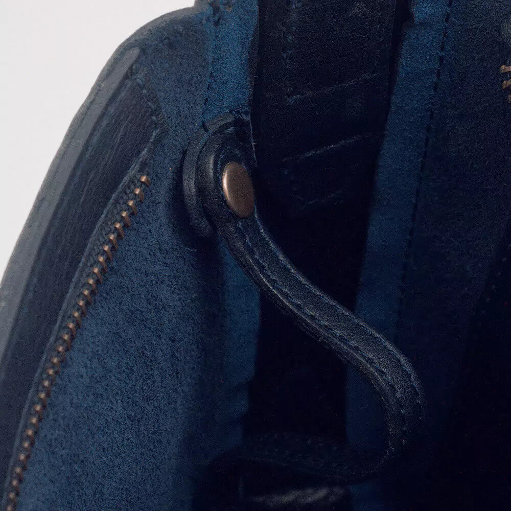 Ellington Leather Crossbody Purse by Mission Mercantile Leather Goods