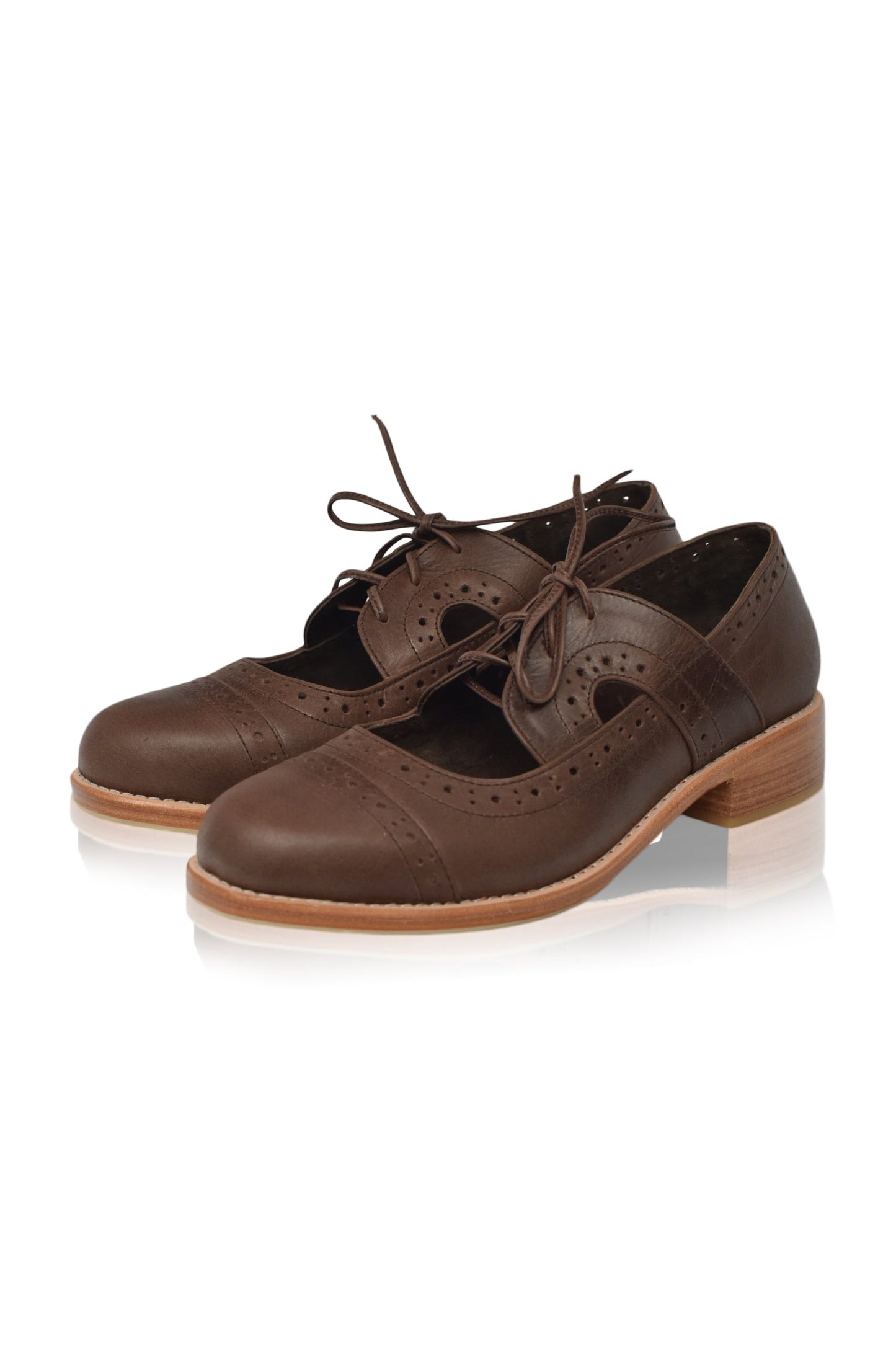 Scandinavia Leather Oxfords by ELF