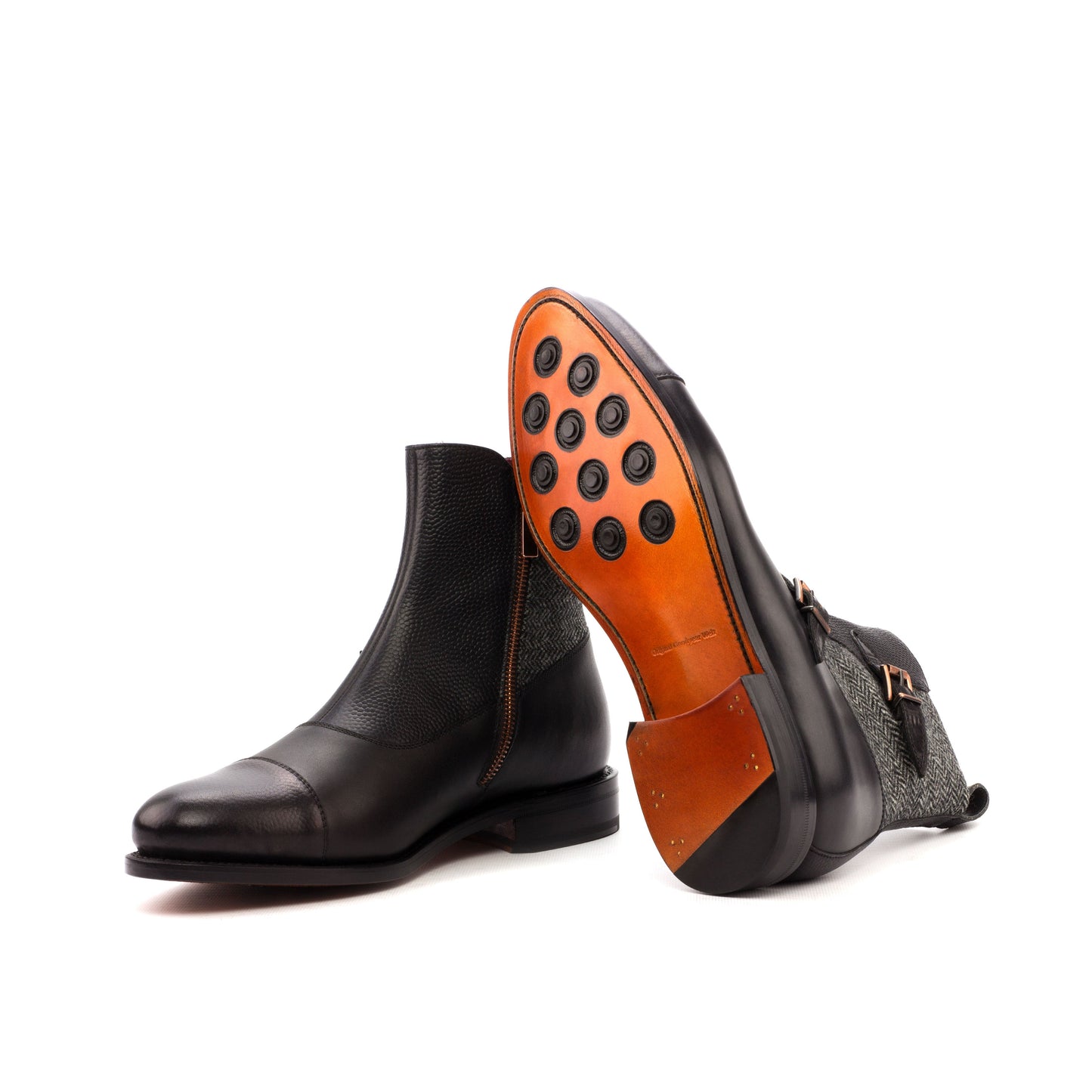 - OCTAVIAN - Unique Handcrafted Black Pebble Grain by Le Ruux