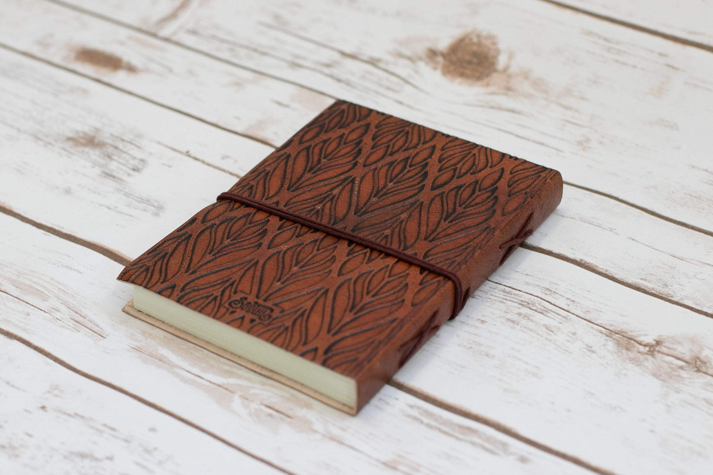 Alice In Wonderland by Lewis Carroll Quote 7x5 Leather Journal