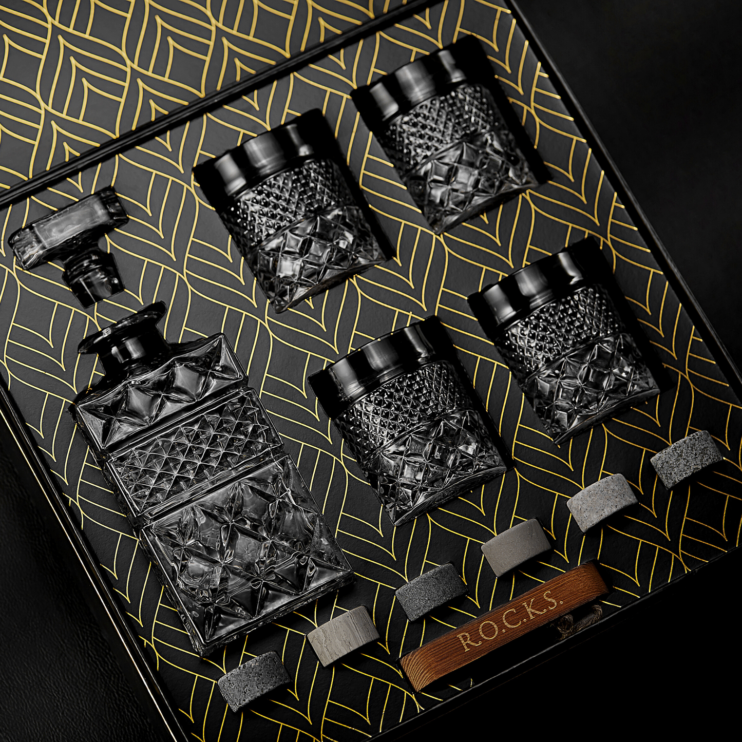 R.O.C.K.S. Whiskey Chilling Stones The Whiskey Decanter Gift Set