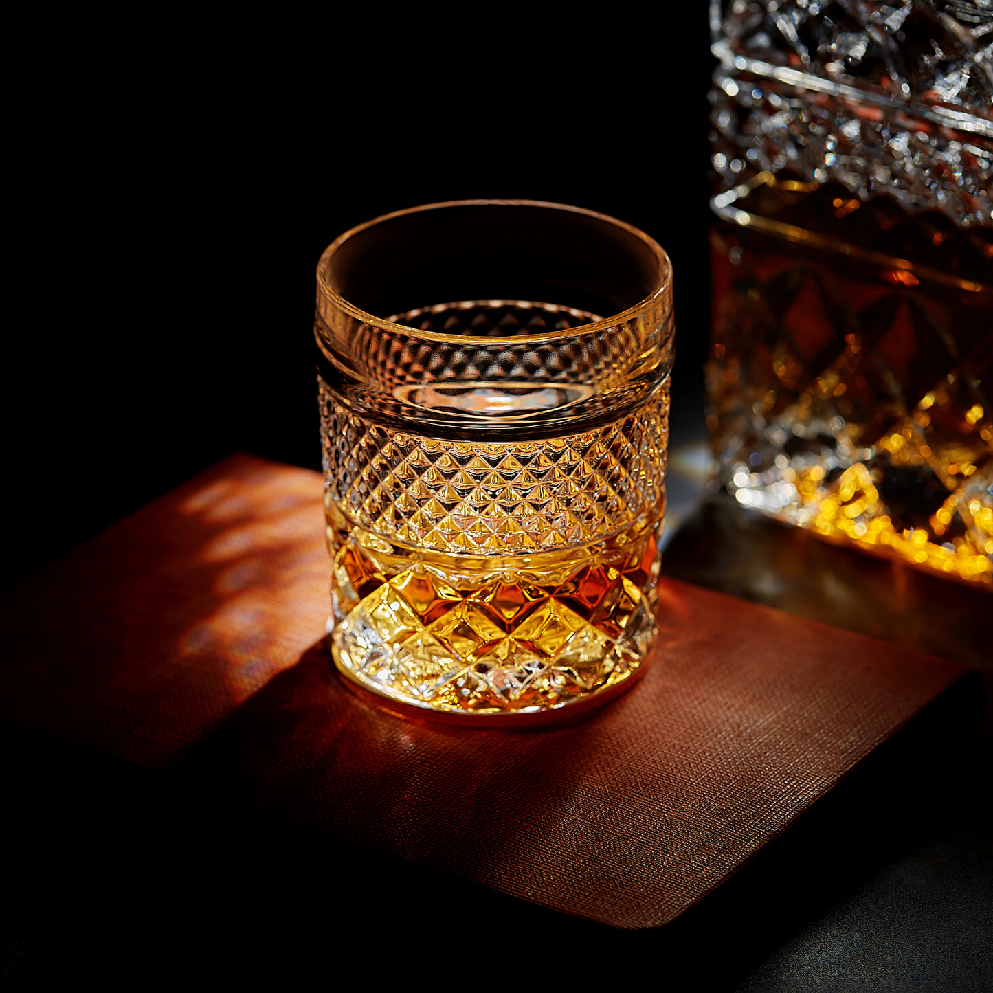 R.O.C.K.S. Whiskey Chilling Stones The Whiskey Decanter Gift Set