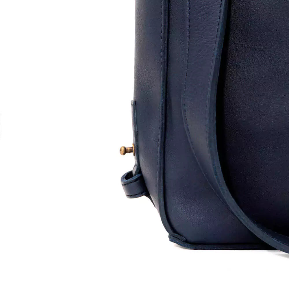 Ellington Leather Hobo w/ Zippered Pouch by Mission Mercantile Leather Goods