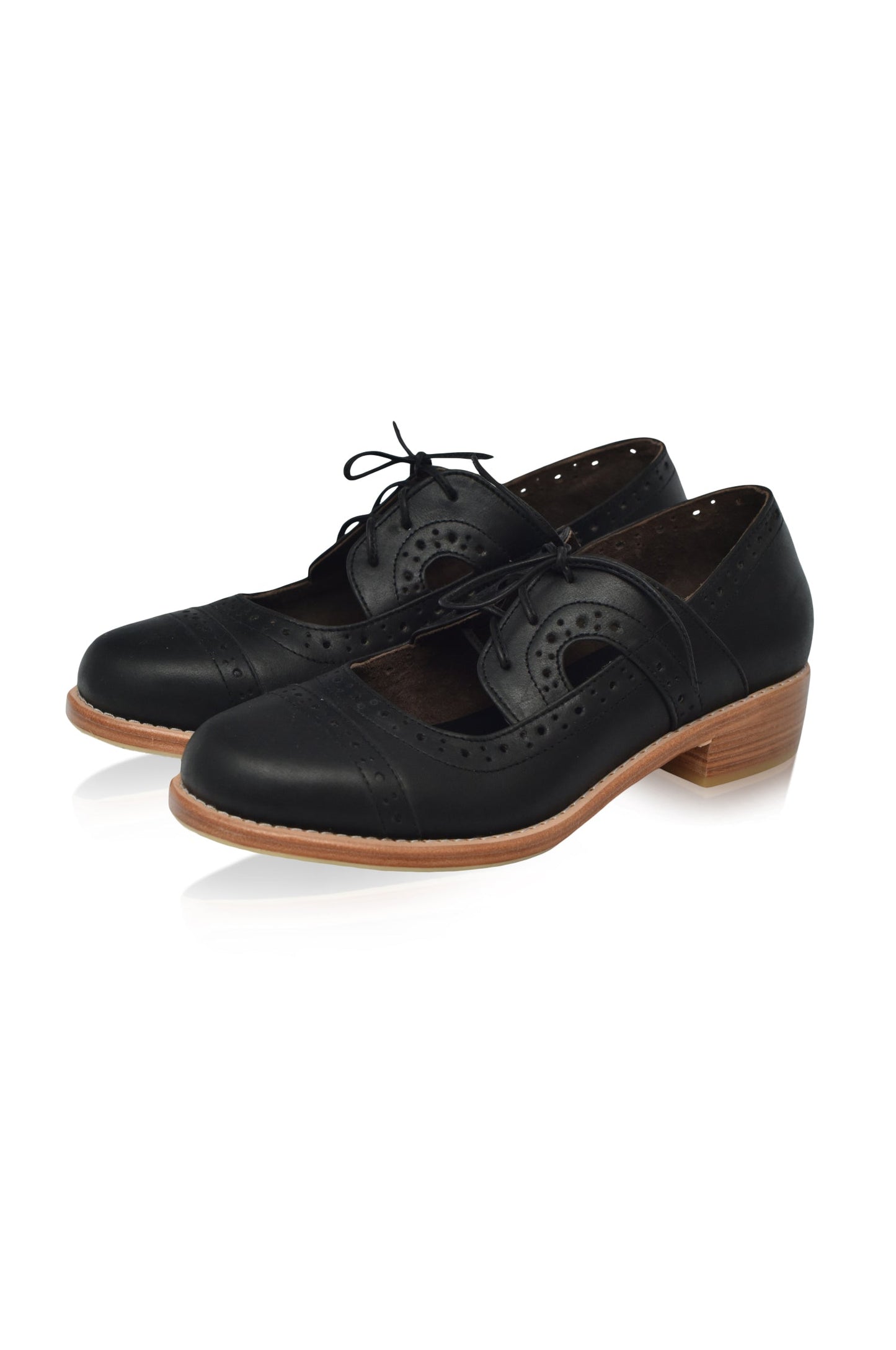 Scandinavia Leather Oxfords by ELF