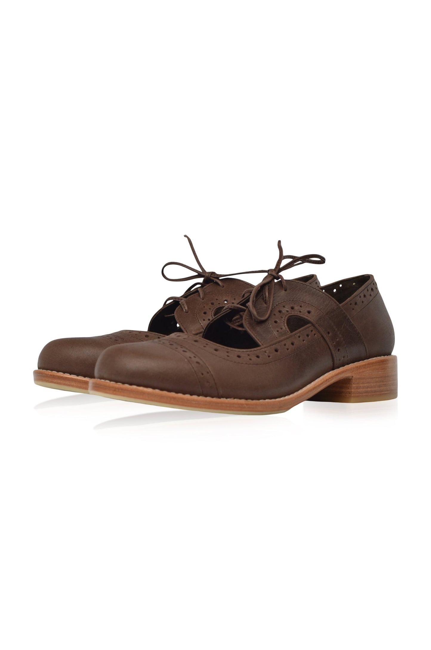Scandinavia Leather Oxfords by ELF