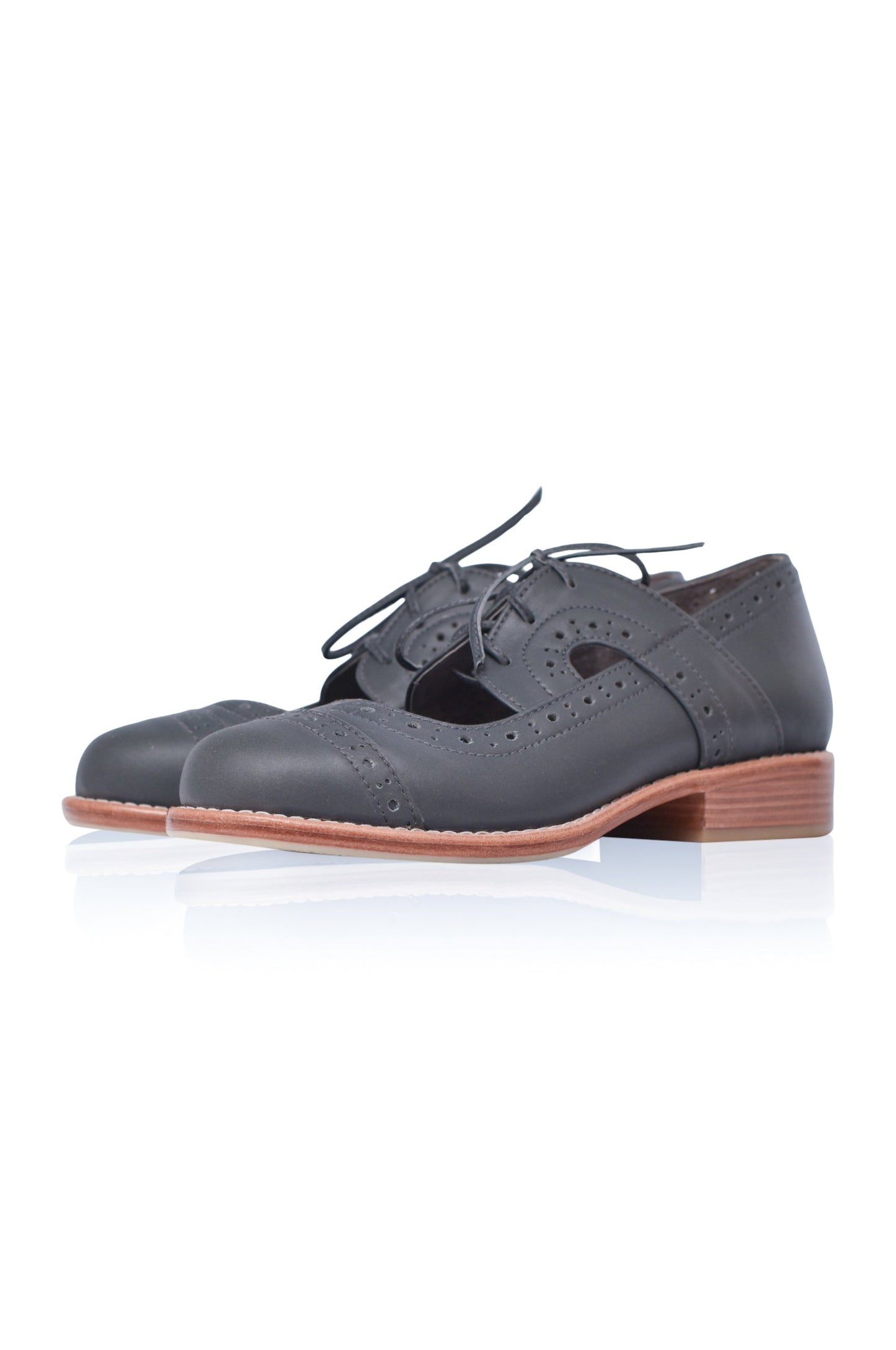 Scandinavia Leather Oxfords by ELF