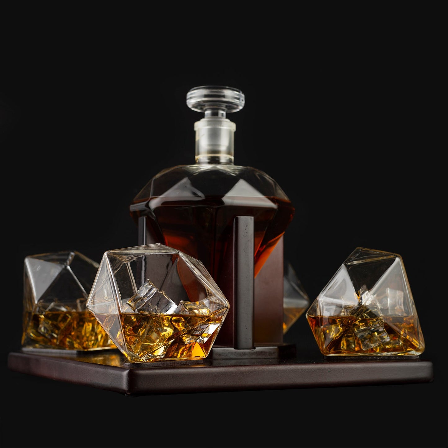 Diamond Decanter With 4 Diamond Glasses and Beautiful Mahogany Wooden Holder