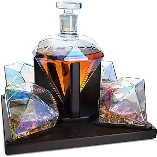 Diamond Decanter With 4 Diamond Glasses and Beautiful Mahogany Wooden Stand