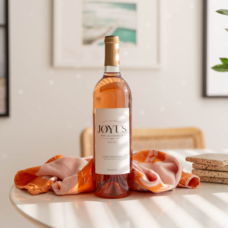 Jøyus Non-Alcoholic Rosé by Jøyus