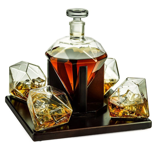 Diamond Decanter With 4 Diamond Glasses and Beautiful Mahogany Wooden Holder